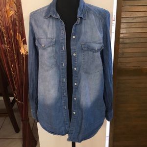 Medium cotton/jean long sleeve top